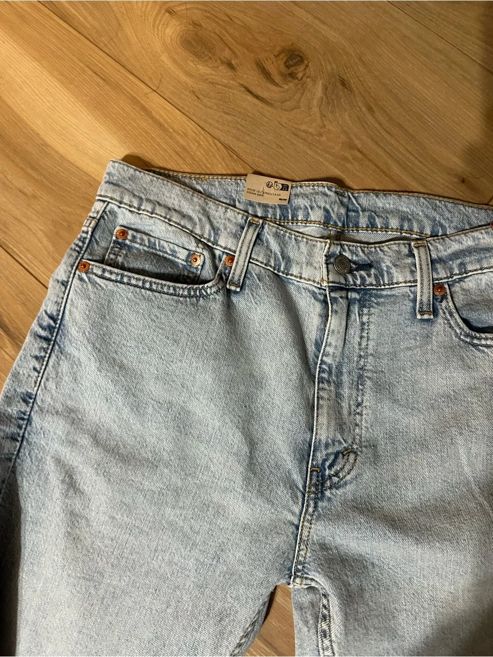 Levis levi slim
